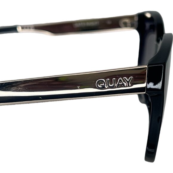 QUAY DATE NIGHT - Picture 3 of 6